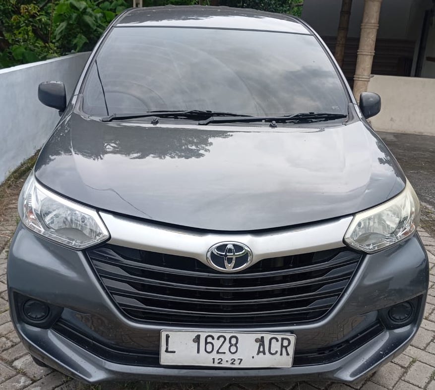 Toyota Avanza Depan